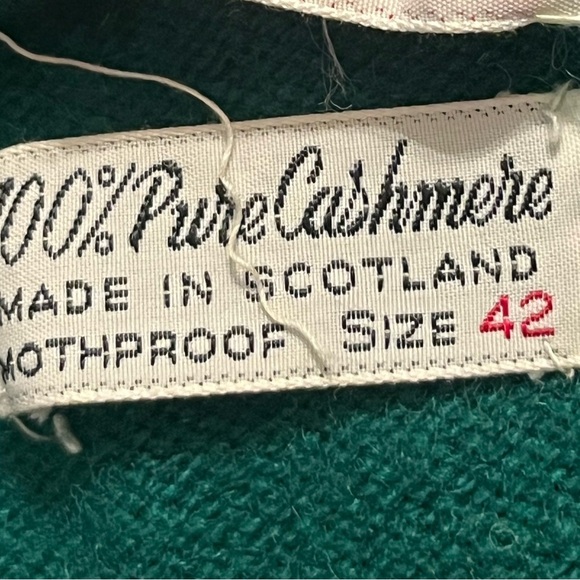 Newcome Robb Buffalo Made in Scotland Green 100% Pure Cashmere Sweater Sz 42 Men - Picture 12 of 12